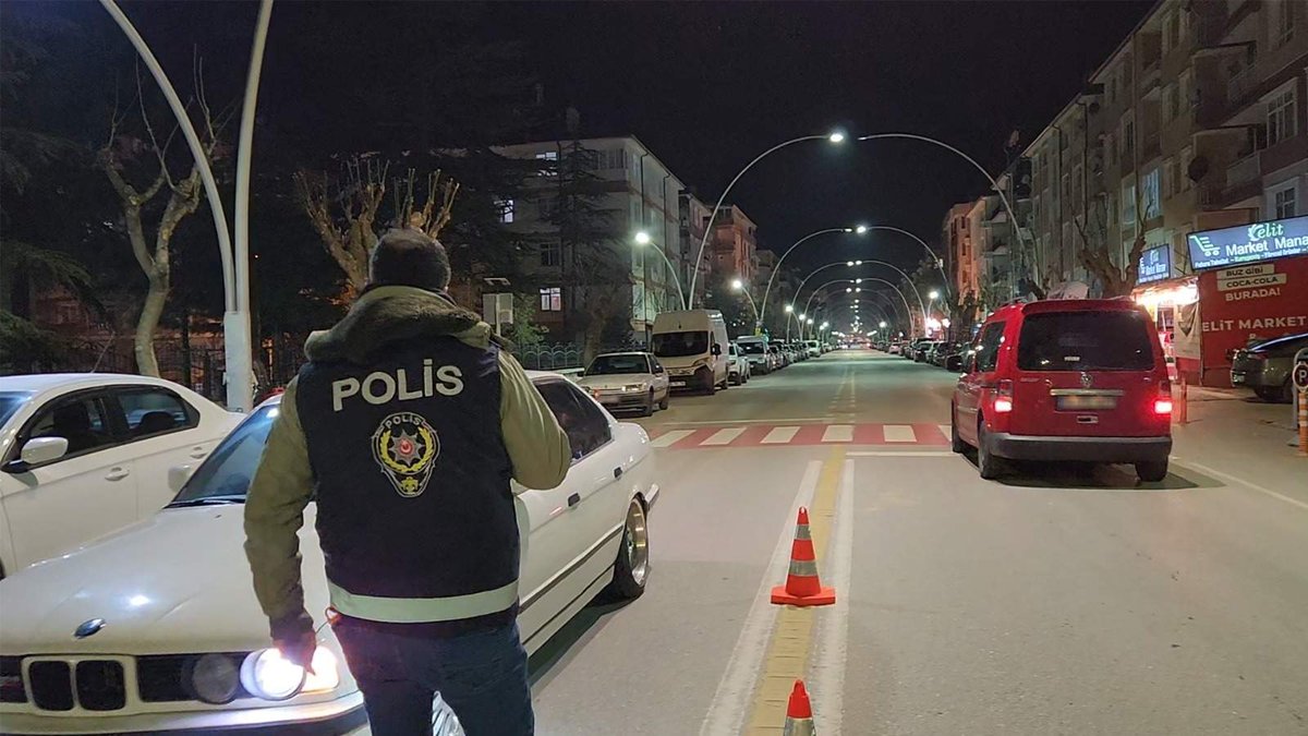 Karaman Valiliği: 13 Aranan Şahıs Yakalandı, 8'i Tutuklandı