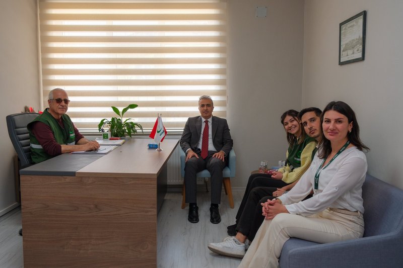Vali Çiçek'ten YEDAM'a Ziyaret: Bağımlılıkla Mücadelede Destek Vurgusu - Görsel 1