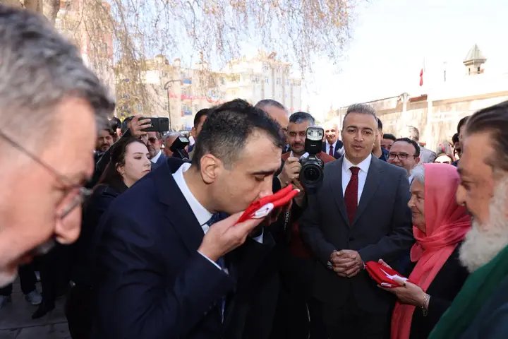 Başkan Savaş Kalaycı Mevlana Anısına Sevgi ve Barış Yürüyüşüne katıldı - Görsel 2