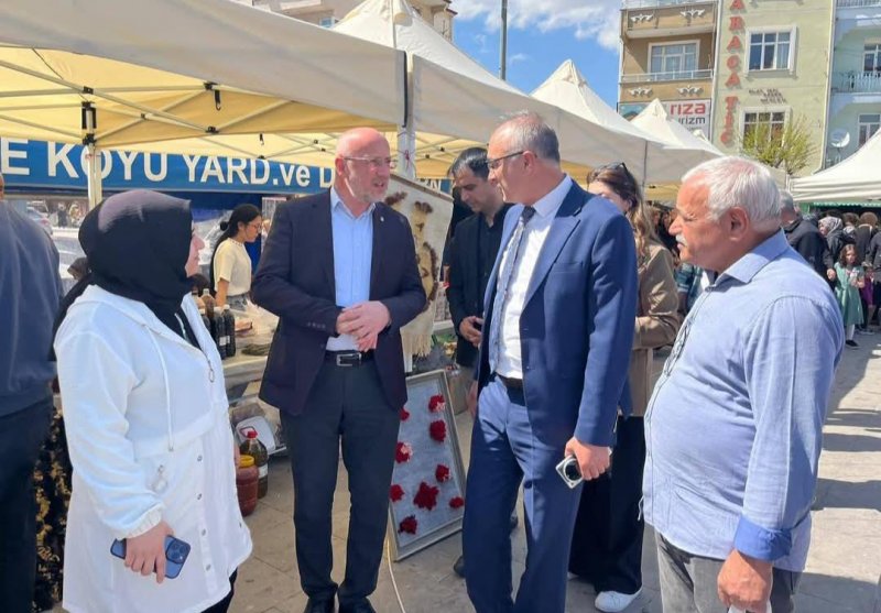 AK Parti Karaman İl Başkanlığı, DMD hastası Toprak için düzenlenen yardım kampanyasına destek verdiler - Görsel 1