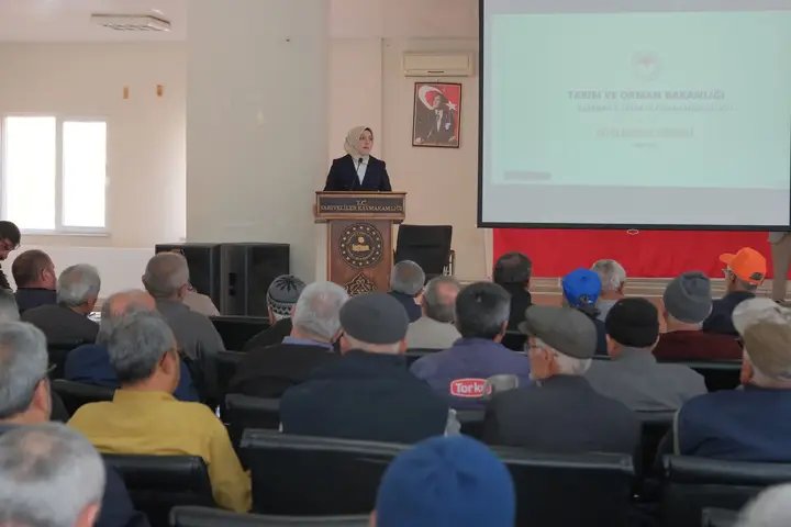 Karaman'da Bitkisel Üretim İçin Önemli Bilgilendirme Toplantısı - Görsel 4