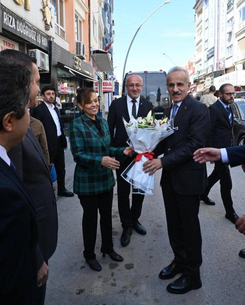 Bakan Uraloğlu Karaman'da - Görsel 1