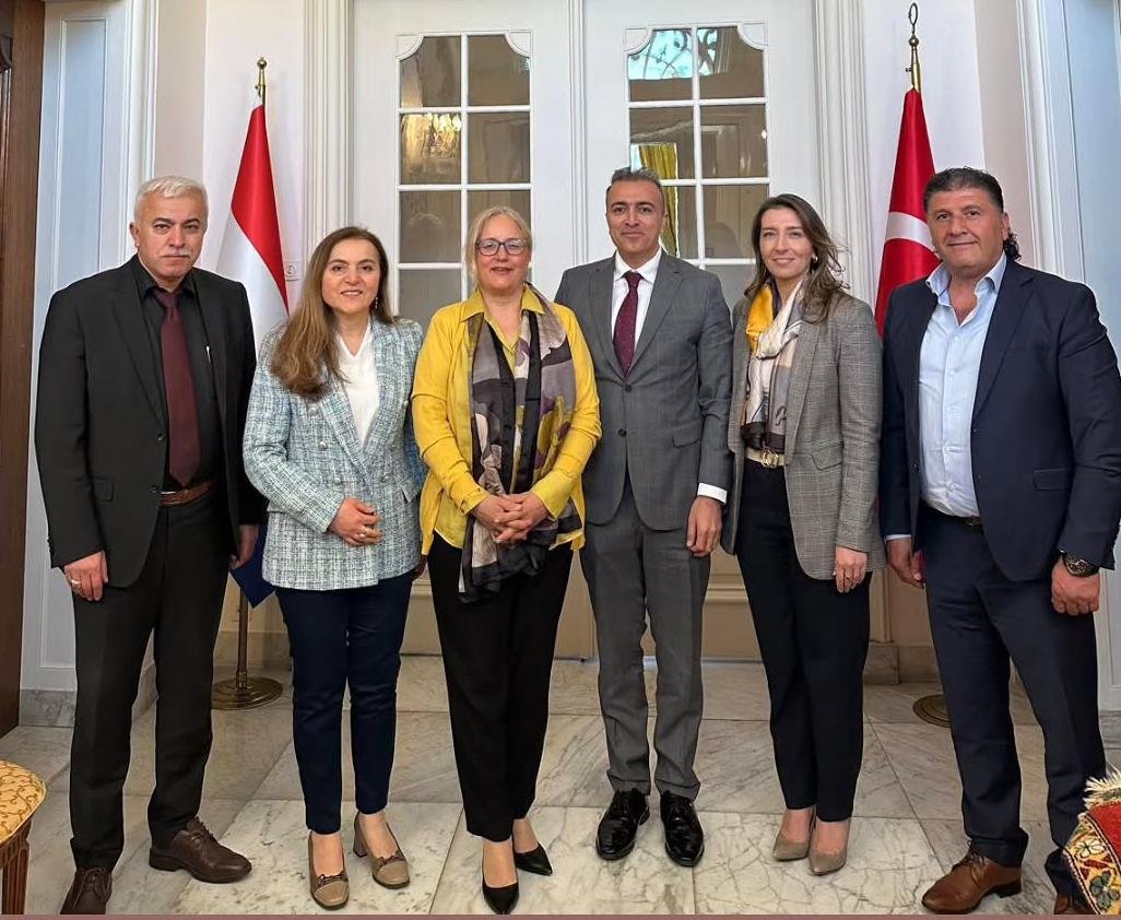 Karaman Valisi Çiçek, Hokaf Heyetiyle Lahey Büyükelçisini Ziyaret Etti