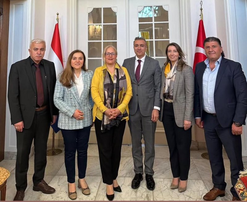 Karaman Valisi Çiçek, Hokaf Heyetiyle Lahey Büyükelçisini Ziyaret Etti