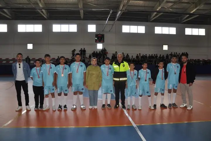 Ermenek Ortaokulları Futsal Turnuvası Finali Nefes Kesti - Görsel 4