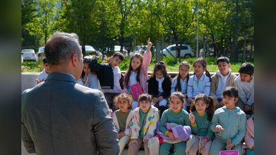 Vali Çiçek'ten Trafik Haftası'nda Çocuklara Trafik Bilinci Dersi