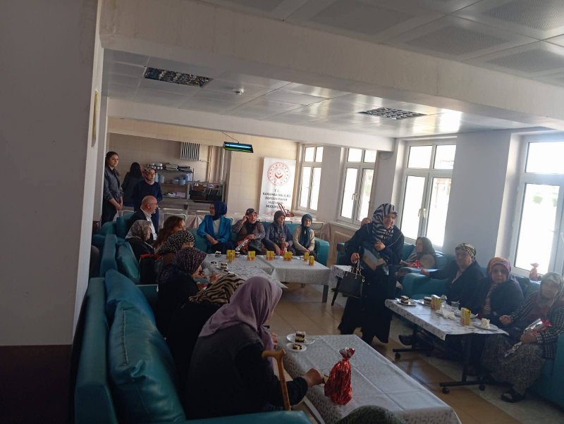 AK Parti'den Anneler Günü Özel Huzurevi Ziyareti - Görsel 4