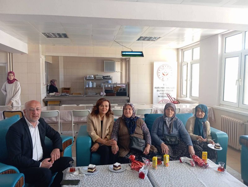 AK Parti'den Anneler Günü Özel Huzurevi Ziyareti - Görsel 6