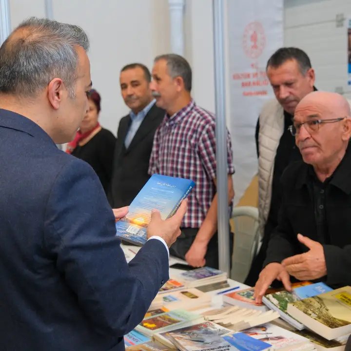 Karaman Valisi Çiçek, 6. Kitap Günleri'nin Açılışını Yaptı - Görsel 1