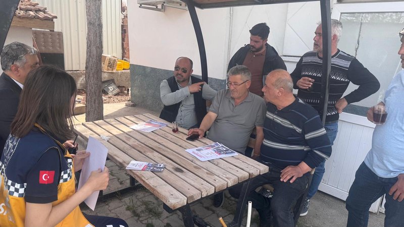 Karaman'da 'Fermuar Sistemi' ile Ambulanslara Yol Verilmesi İçin Farkındalık Çalışmaları - Görsel 2