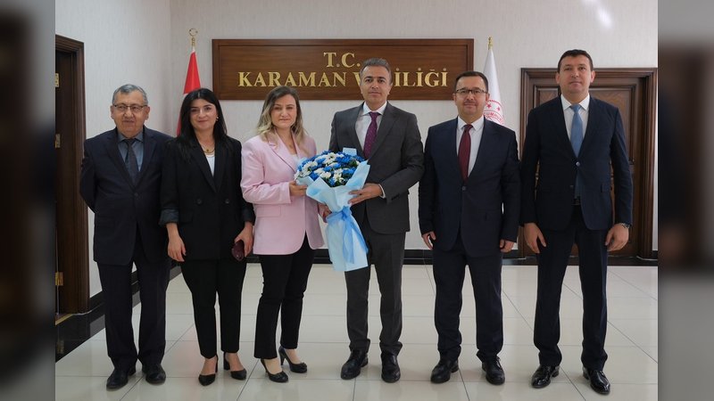 Vali Çiçek, SGK İl Müdürü ve Heyetini Ağırladı
