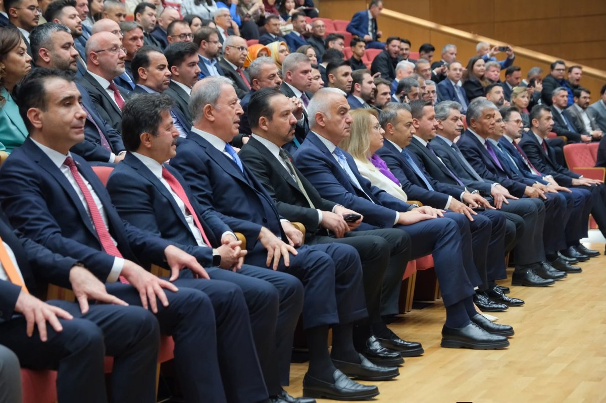Karaman'da 749. Türk Dil Bayramı ve Yunus Emre Anıldı: Kızıl Elma Türkçe Ödülleri Sahiplerini Buldu