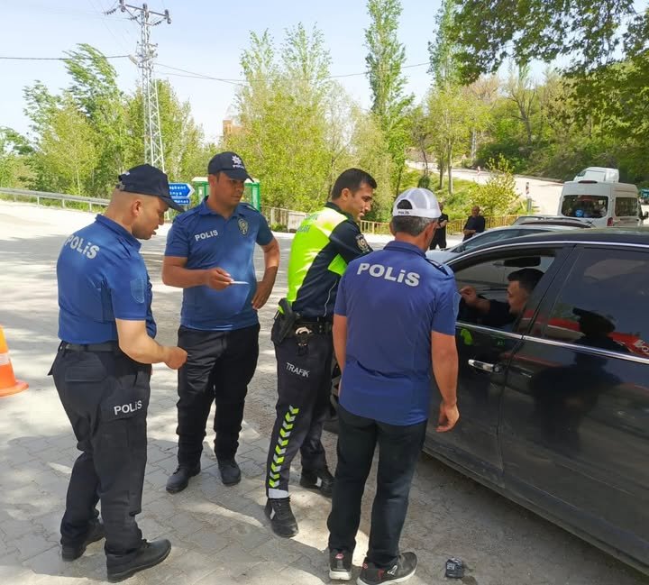 Engelliler Haftası'nda Başyayla'da Anlamlı Trafik Uygulaması - Görsel 1