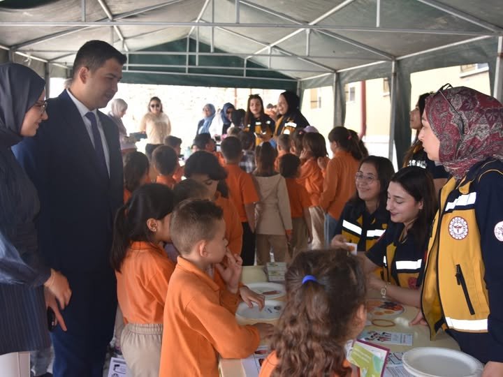 Ermenek'te Çocuklara Sağlıklı Yaşam ve Hijyen Eğitimi Verildi - Görsel 4