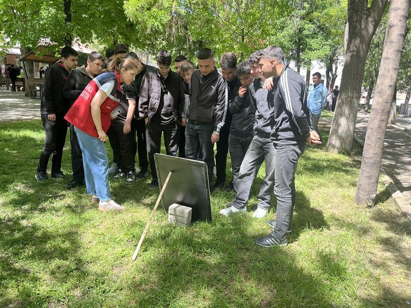 Karaman'da Gençler İçin 'Güçlü Nesil, Güçlü Gelecek' Projesi Kapsamında Eğitim ve Etkinlikler Düzenlendi - Görsel 4