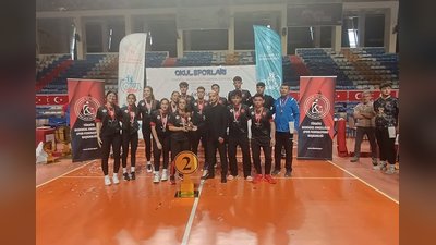 Karaman'dan Oturarak Voleybol'da Türkiye Derecesi: Hakkı Teke Spor Lisesi Türkiye İkincisi