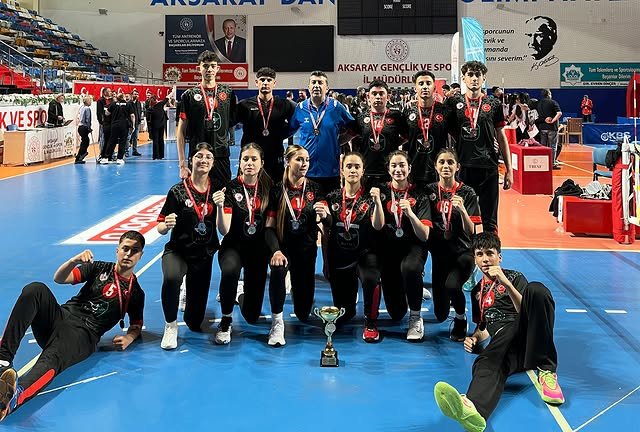 Karaman'dan Oturarak Voleybol'da Türkiye Derecesi: Hakkı Teke Spor Lisesi Türkiye İkincisi - Görsel 2