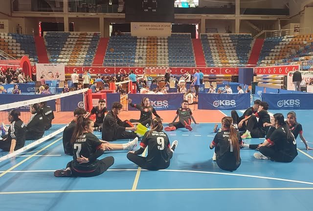 Karaman'dan Oturarak Voleybol'da Türkiye Derecesi: Hakkı Teke Spor Lisesi Türkiye İkincisi - Görsel 3