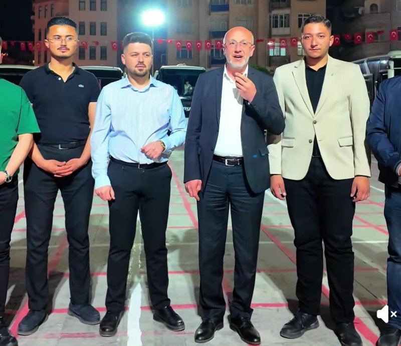 AK Parti Karaman'dan Kocaeli'ye Gençlik Şöleni Yolculuğu - Görsel 1