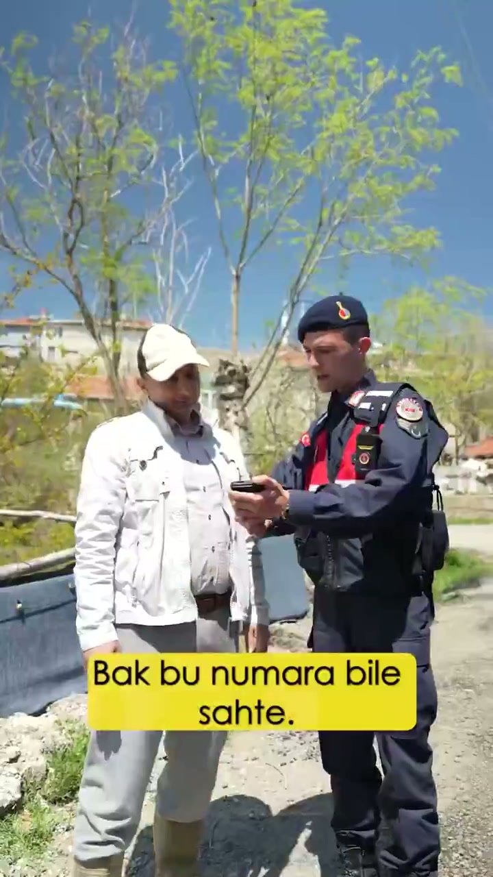 Karaman Valiliği'nden Dolandırıcılık Uyarısı: Hakim, Savcı, Polis Kimseye Para Vermeyin!