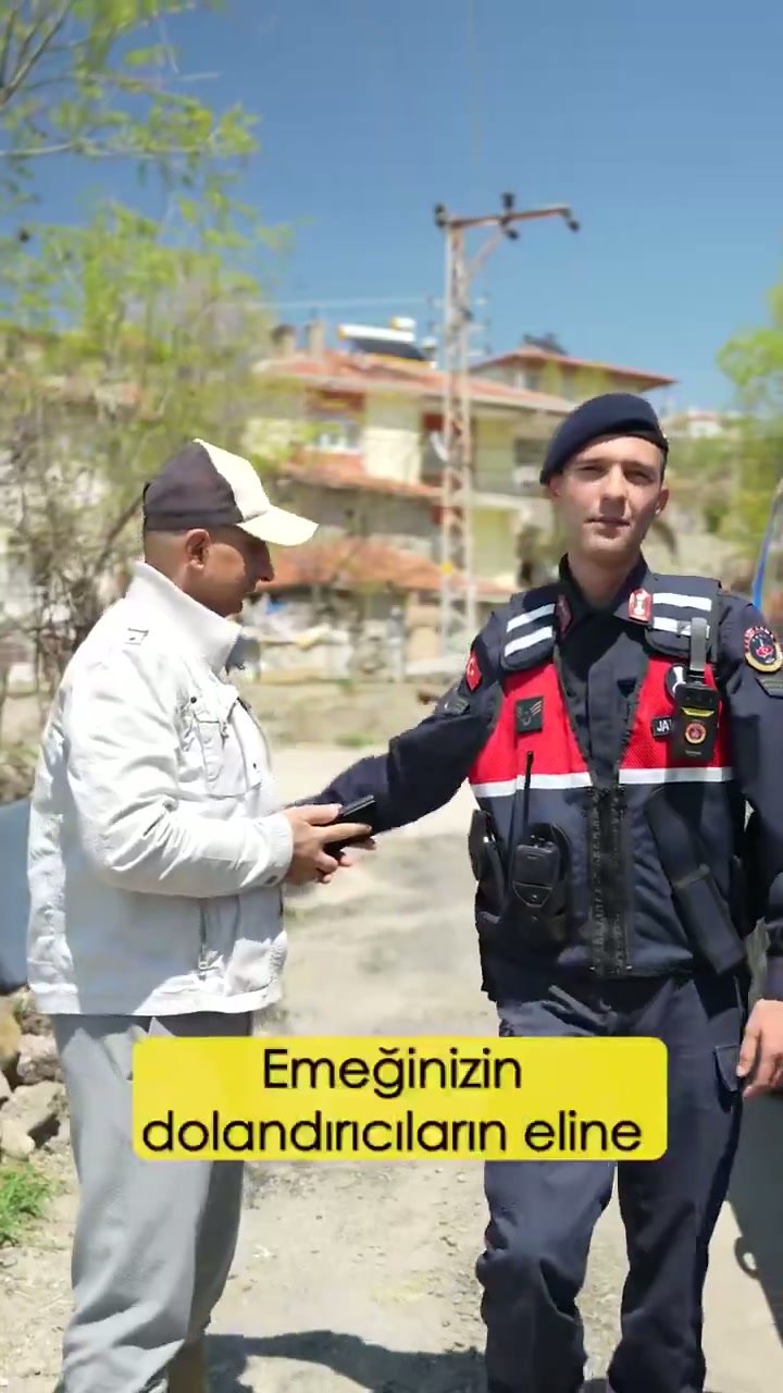 Karaman Valiliği'nden Dolandırıcılık Uyarısı: Hakim, Savcı, Polis Kimseye Para Vermeyin! - Görsel 1