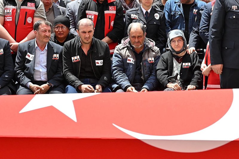 İçişleri Bakanı Çiftçi'den Kahraman Şehitlere Vefa: 'Aziz Hatıraları Daima Yaşayacak' - Görsel 2