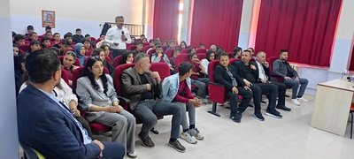 Karaman'da 'Marifetli Gençlik' Projesiyle Öğrenciler İş Dünyasıyla Buluştu