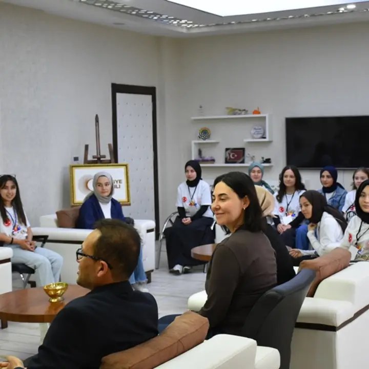 Karaman'da 'Mavi Kuş'un Rotası: Öğrenci ve Öğretmenler Buluşuyor - Görsel 1