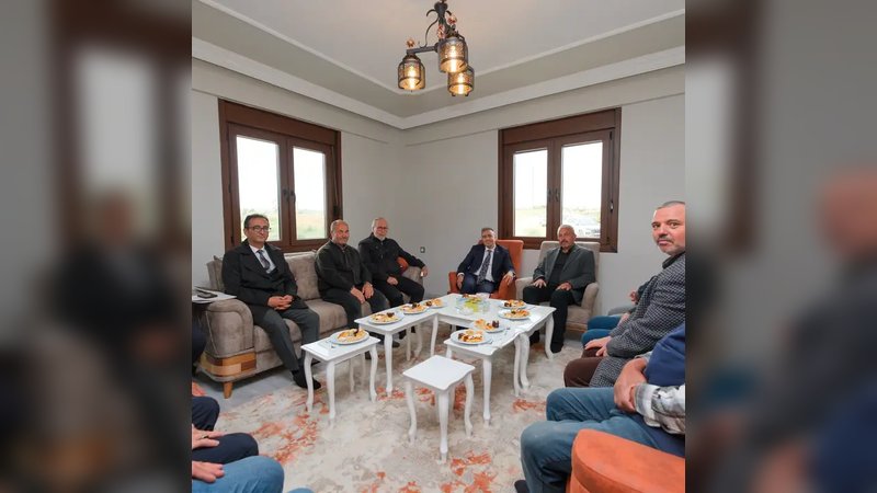 Vali Çiçek Köy Ziyaretlerinde Vatandaşlarla Buluştu