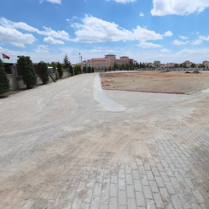 Karaman Belediyesi'nden Mezarlığa Yeni Giriş Kapısı: Ulaşım Kolaylaşıyor - Görsel 1