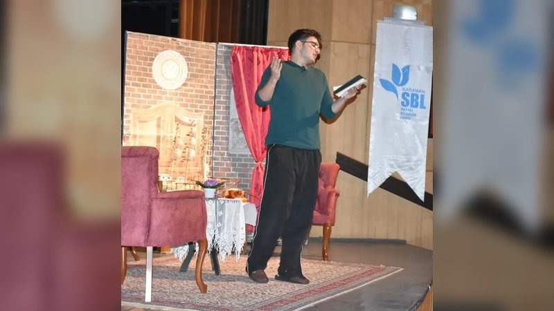 Karaman'da Liselilerden 'Hayalperest' Oyunuyla Büyük Başarı - Görsel 1