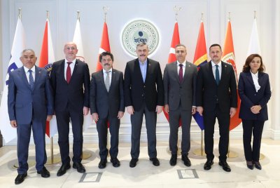 Karaman Heyetinden Bakan Çiftçi'ye 'Hayırlı Olsun' Ziyareti