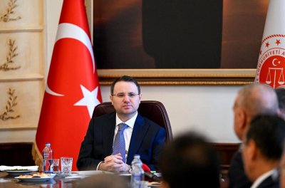 Bakan Gürlek'ten Süresiz Nafaka Açıklaması: Yeni Düzenleme Yolda