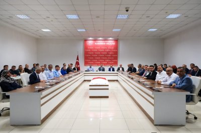 Karaman'da Eğitime Destek Platformu Toplantısı: Gençlere Yönelik Projeler Değerlendirildi