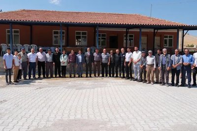 Karaman Valisi Çiçek ve Milletvekili Sağlam Köy Ziyaretlerinde Talepleri  Dinledi