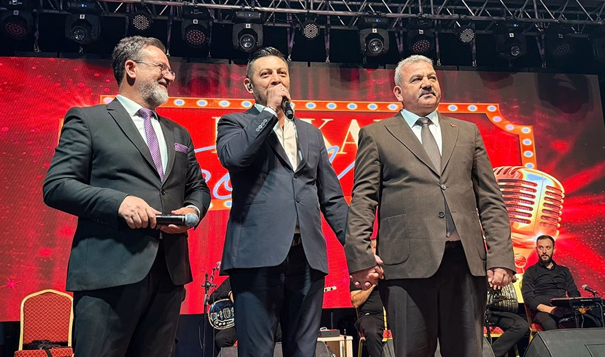 Akçaşehir Altın Elma Festivali Karaman'da Coşkulu Finalle Sona Erdi
