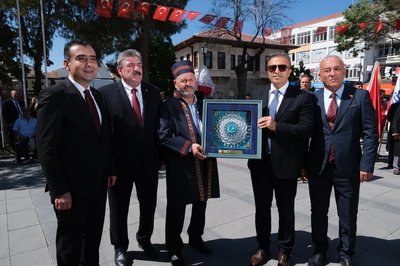 Karaman'da 39. Ahilik Haftası Coşkusu: Vali Çiçek'ten Esnafa Övgü