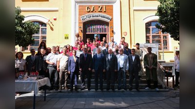 Karaman'da 39. Ahilik Haftası Coşkusu: Vali Çiçek Sergiyi Açtı, İcazet Verdi