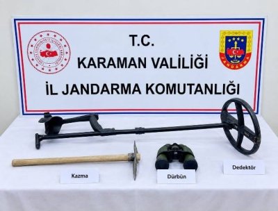 Karaman Jandarma'dan Kapsamlı Asayiş Operasyonu: 37 Aranan Şahıs Yakalandı, 7 Tutuklama
