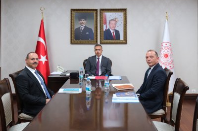 Karaman Valisi Çiçek, Sosyal Yardımlaşma Vakıfları Toplantısına Katıldı