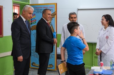 Vali Çiçek ve Müdür Kılınç'tan Siyahser İlkokulu'na Ziyaret