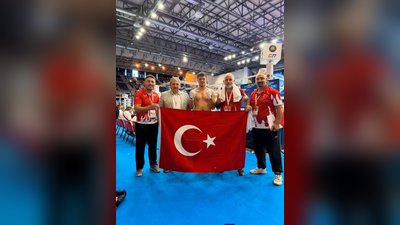 Ermenekli Yusuf Samed Kirişli Kick Boks Dünya Şampiyonu Oldu