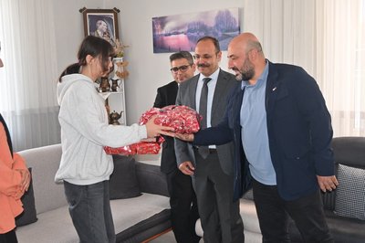 Karaman Aile ve Sosyal Hizmetler'den Anlamlı Doğum Günü Kutlaması