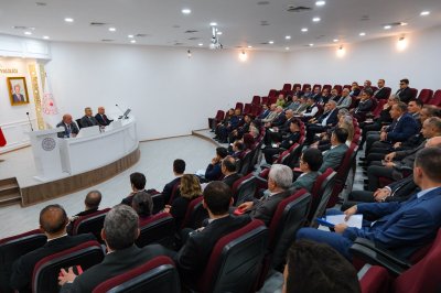 Karaman'da İl İdare Şube Başkanları Toplantısı Gerçekleştirildi: Kamu Hizmetlerinde Etkinlik Vurgusu