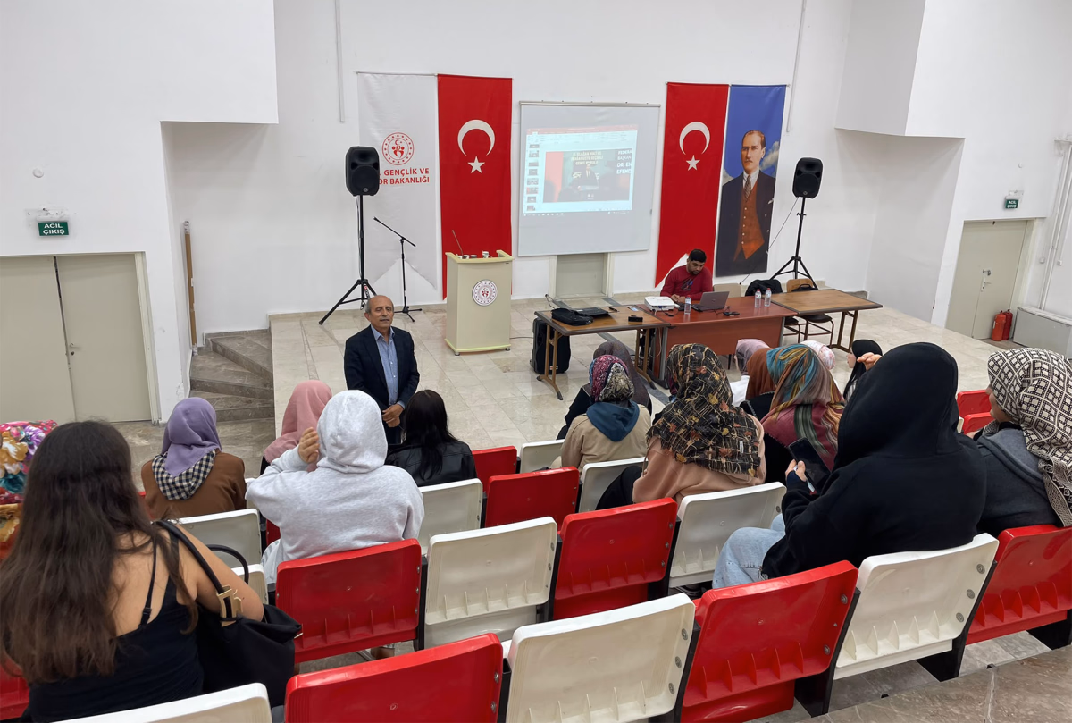 Karaman Yurtlarında Satranç ve Hayat Semineri