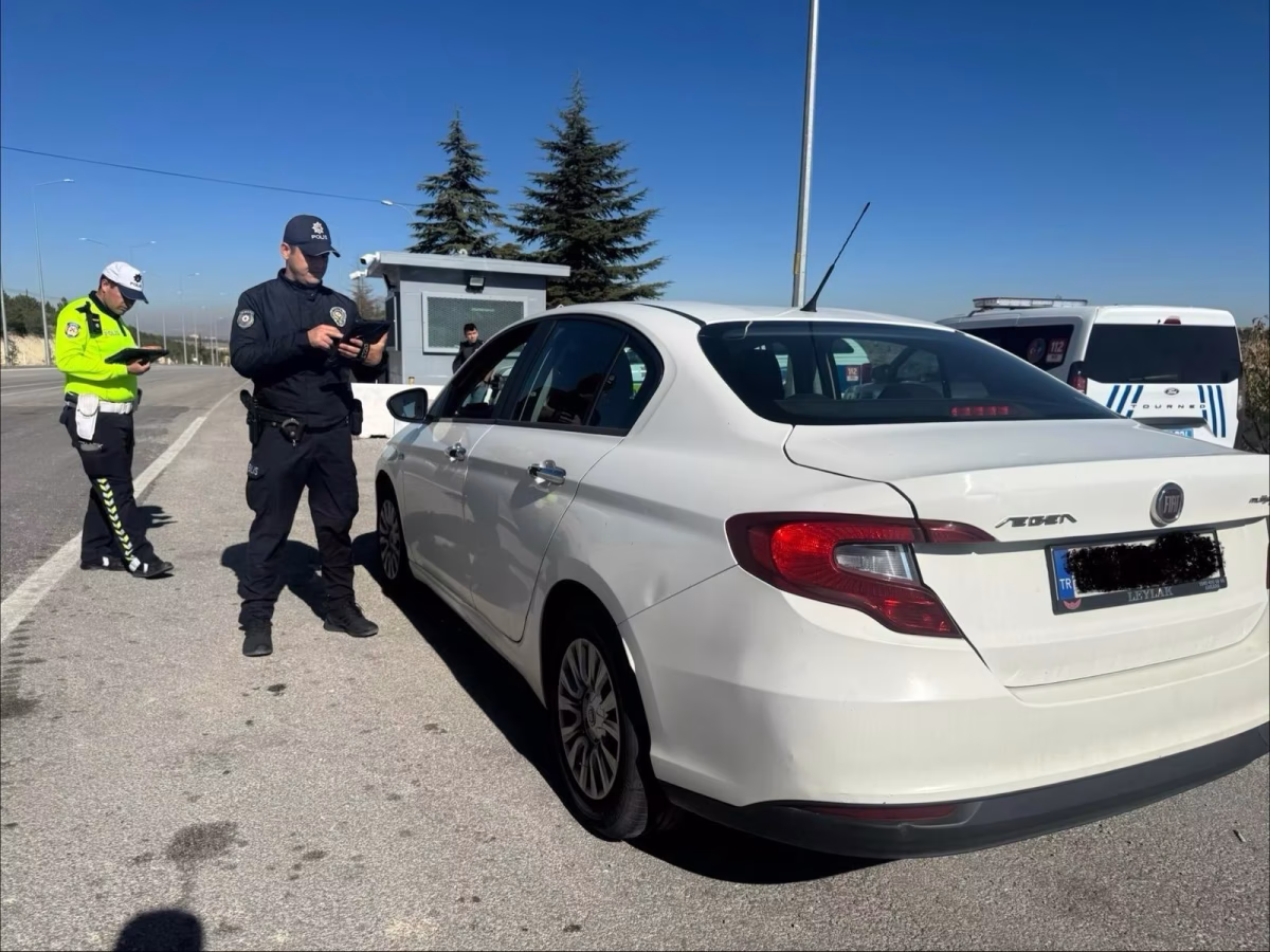 Karaman'da Asayiş Operasyonları: 8 Kişi Tutuklandı