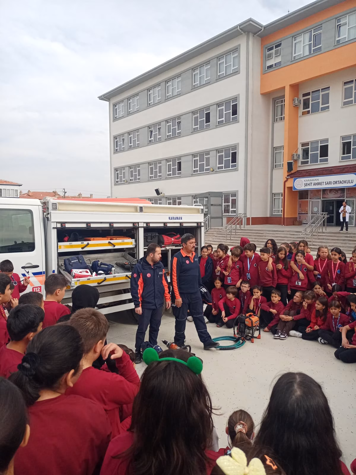 Öğrencilere Kapsamlı Afet Eğitimi Verildi